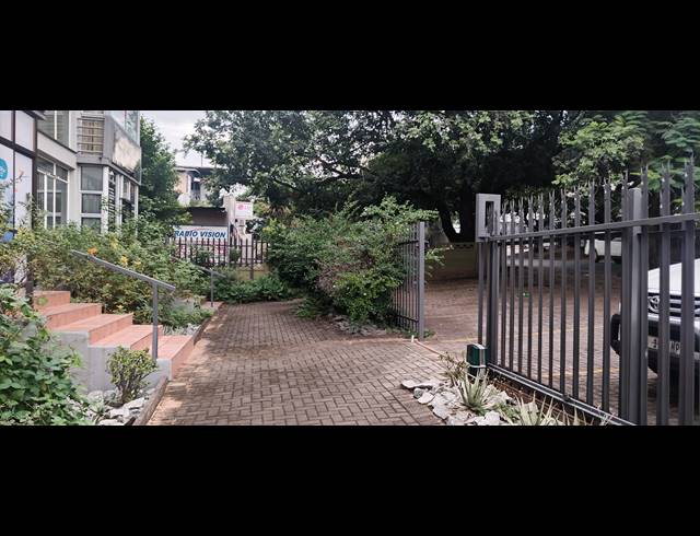 70M² OFFICE FOR SALE IN NELSPRUIT EXT 2